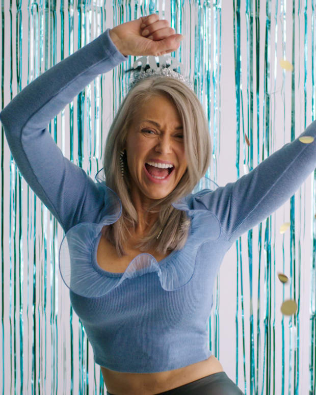 Kathy Jacobs NewYers V 2.00_20_29_22.Still004-2